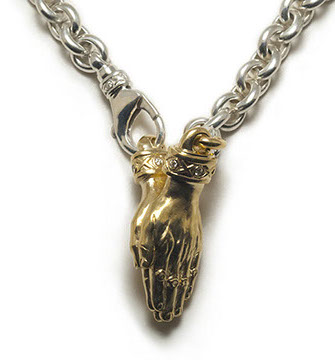 The Namaste with Tristan and Isolde Cuff 750 Yellow Gold with VS Diamonds.&nbsp; Brage 925 Sterling Silver chain with Tristan and Isolde Clasp
