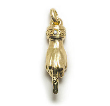 The Servant with Tristan and Isolde Cuff 750 Yellow Gold with VS Diamonds