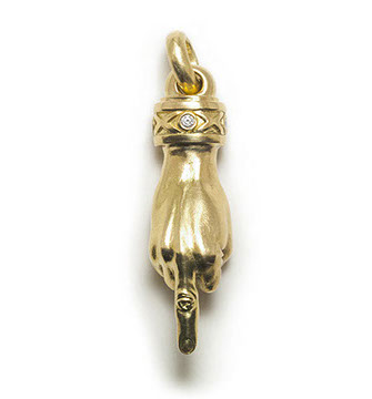 The Servant with Tristan and Isolde Cuff 750 Yellow Gold with VS Diamonds