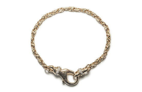 The Guru with Hemera Cuff 750 Rose Gold with VS Diamonds.&nbsp; Tristan and Isolde Chain 750 Rose Gold with Tristan an Isolde Hemera Clasp 